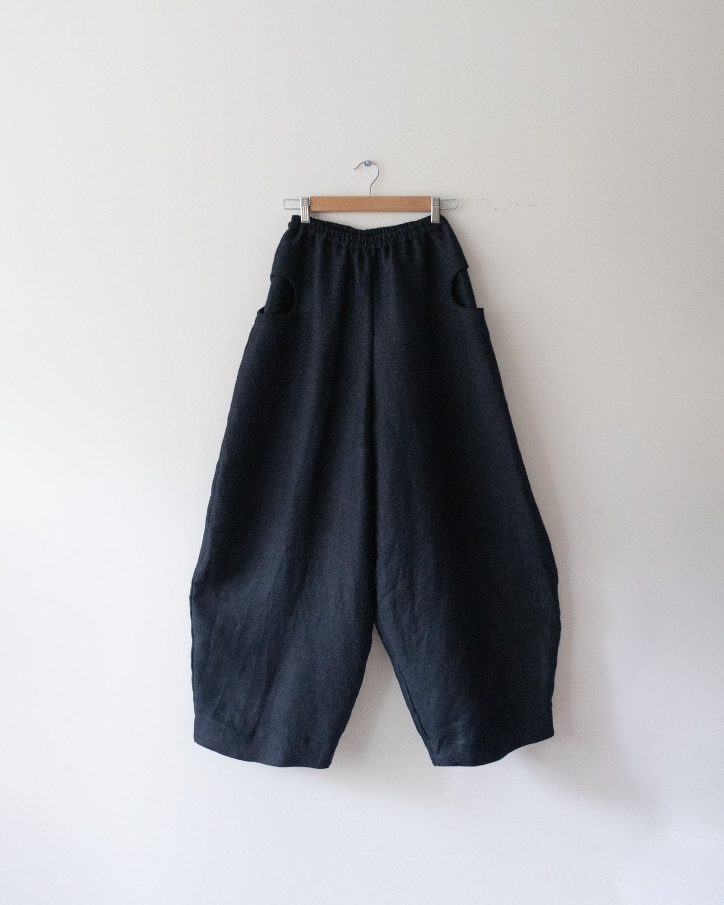 avocado pants - hynwjng