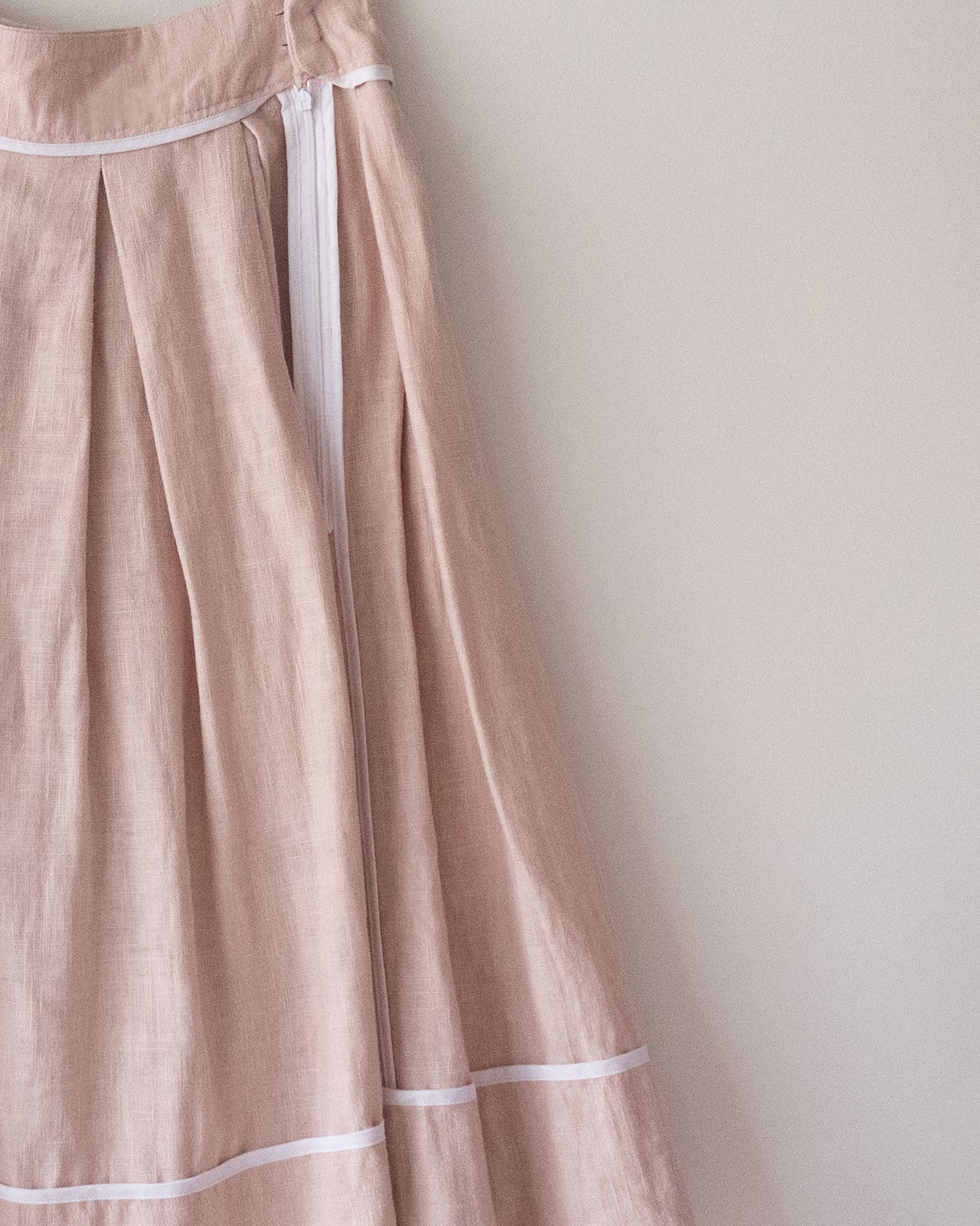 elysia's pleated skirt - hynwjng