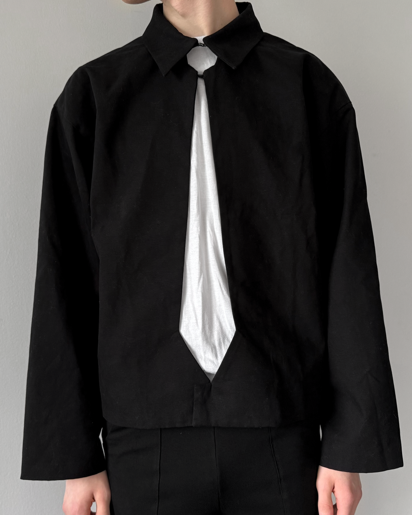 Necktie Cutout Jacket