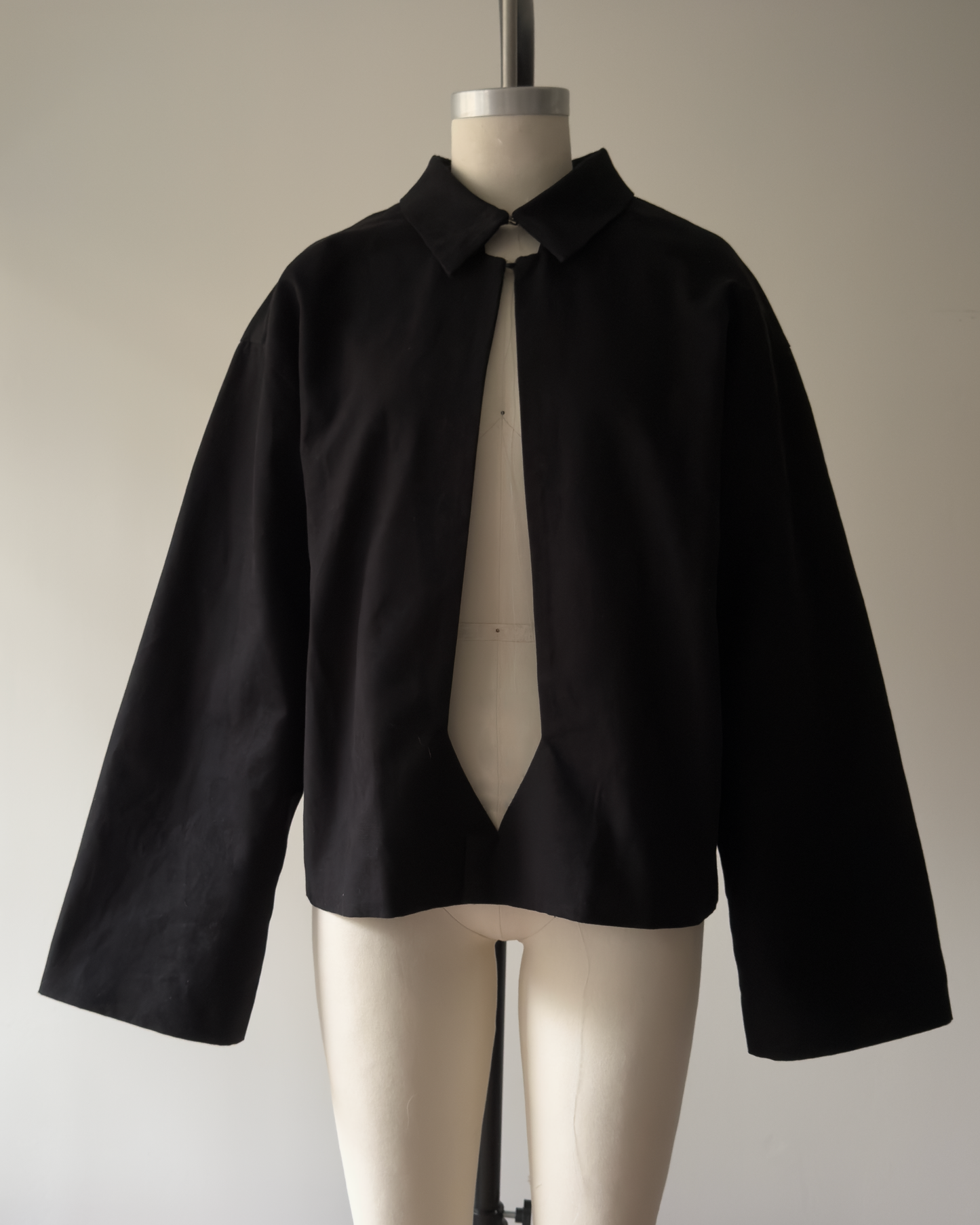 Necktie Cutout Jacket (made-to-order)